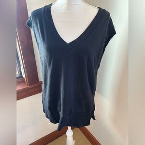Athleta Black V-Neck Sweater Sleeveless Top
